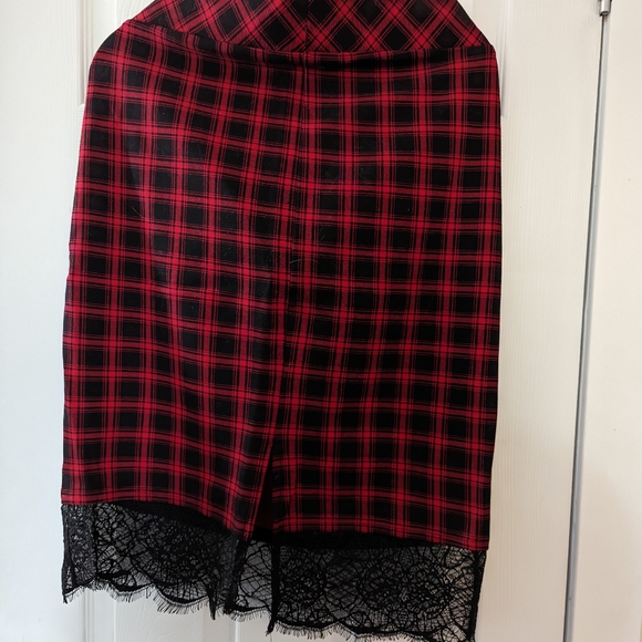 Torrid Plaid Lace Trim Ponte Skirt 3x - Picture 2 of 4
